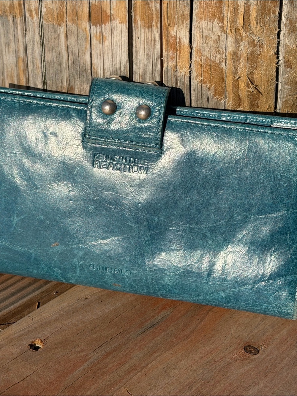 Kenneth Cole Reaction Teal Leather Clutch Wallet